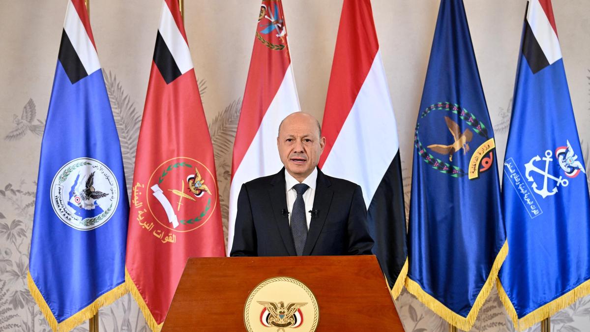 Taiz hospitals near collapse as Houthis tighten siege: Yemen government