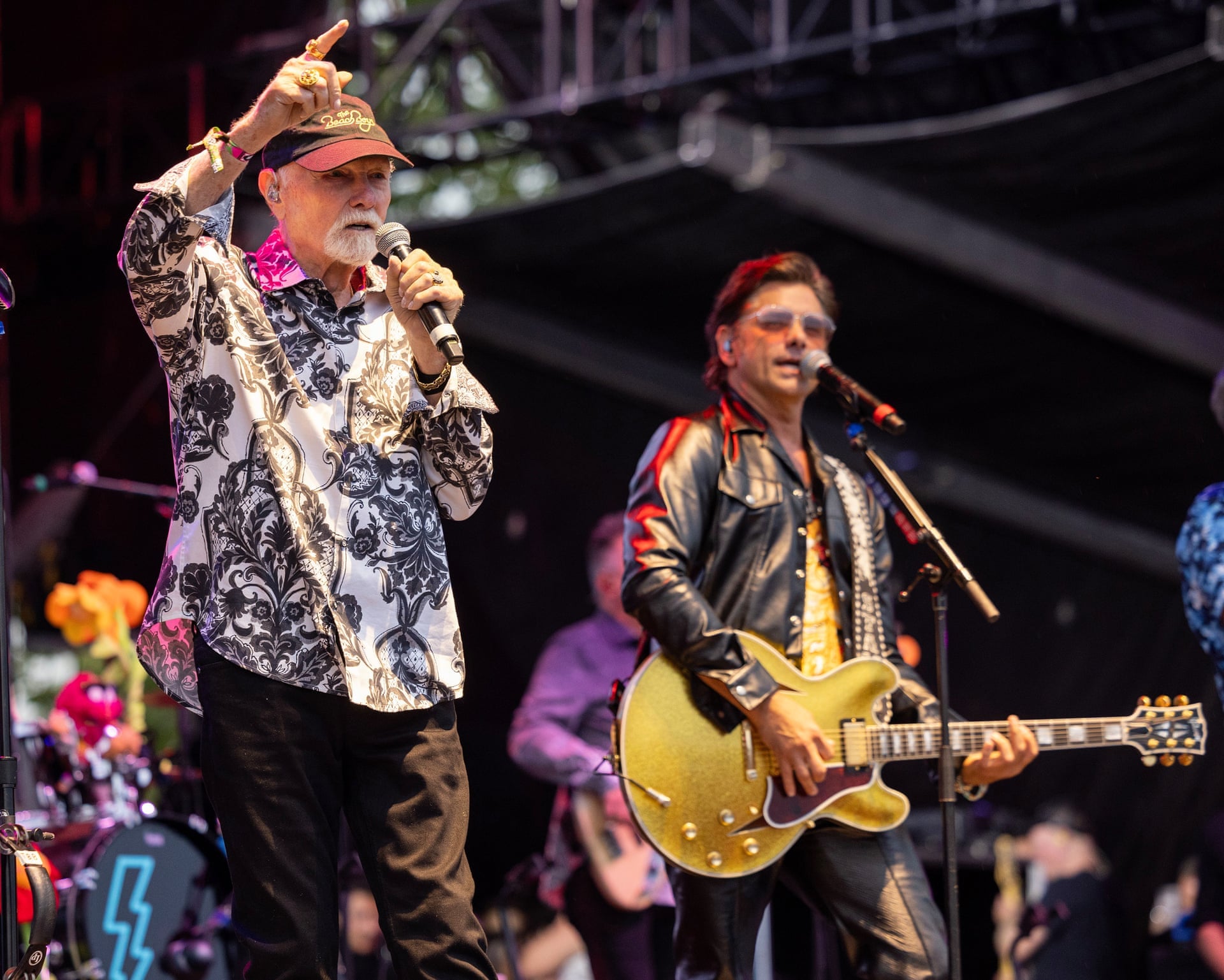 Mike Love Returns to Stage with The Beach Boys in Cincinnati