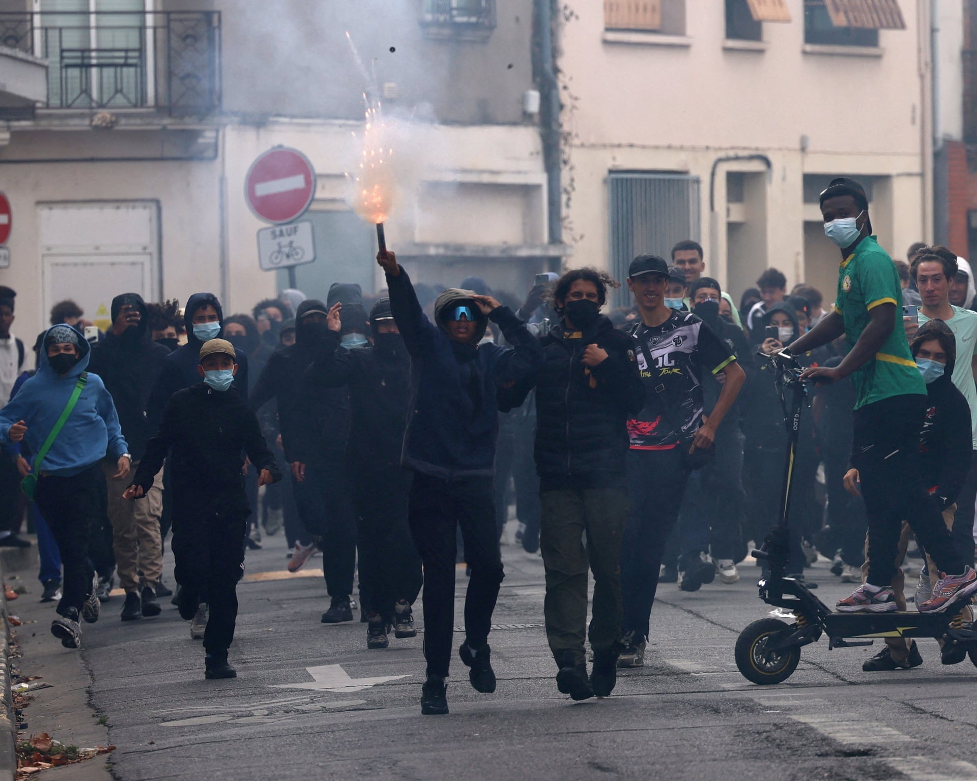 France Closes 400 Schools as Student Protests Turn Violent