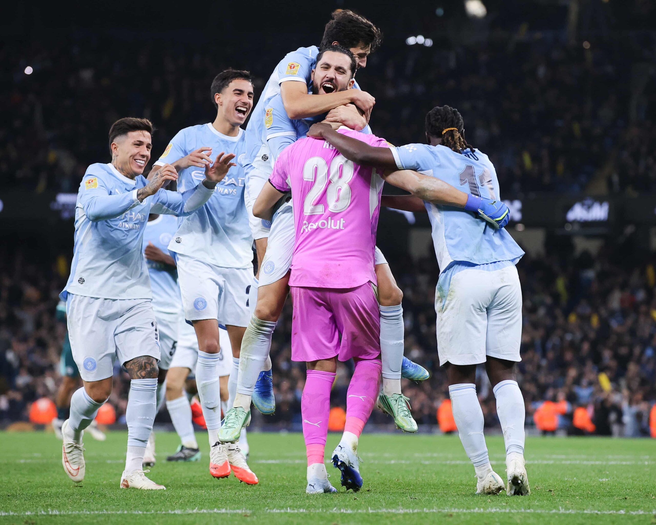 Rulli's heroics secure Manchester City's shootout success against Brighton