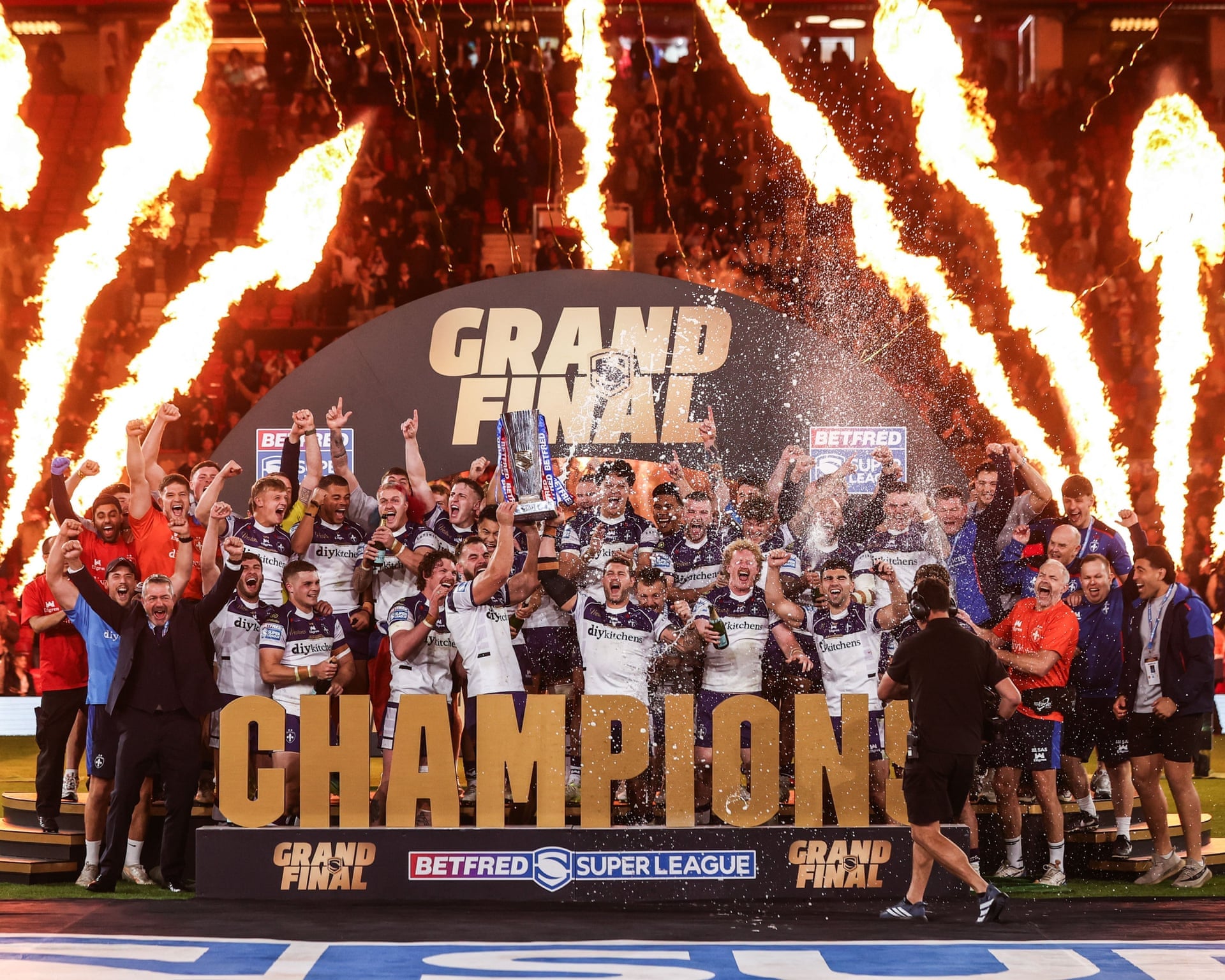 Wakefield Trinity Wins Super League Grand Final After 58-Year Wait