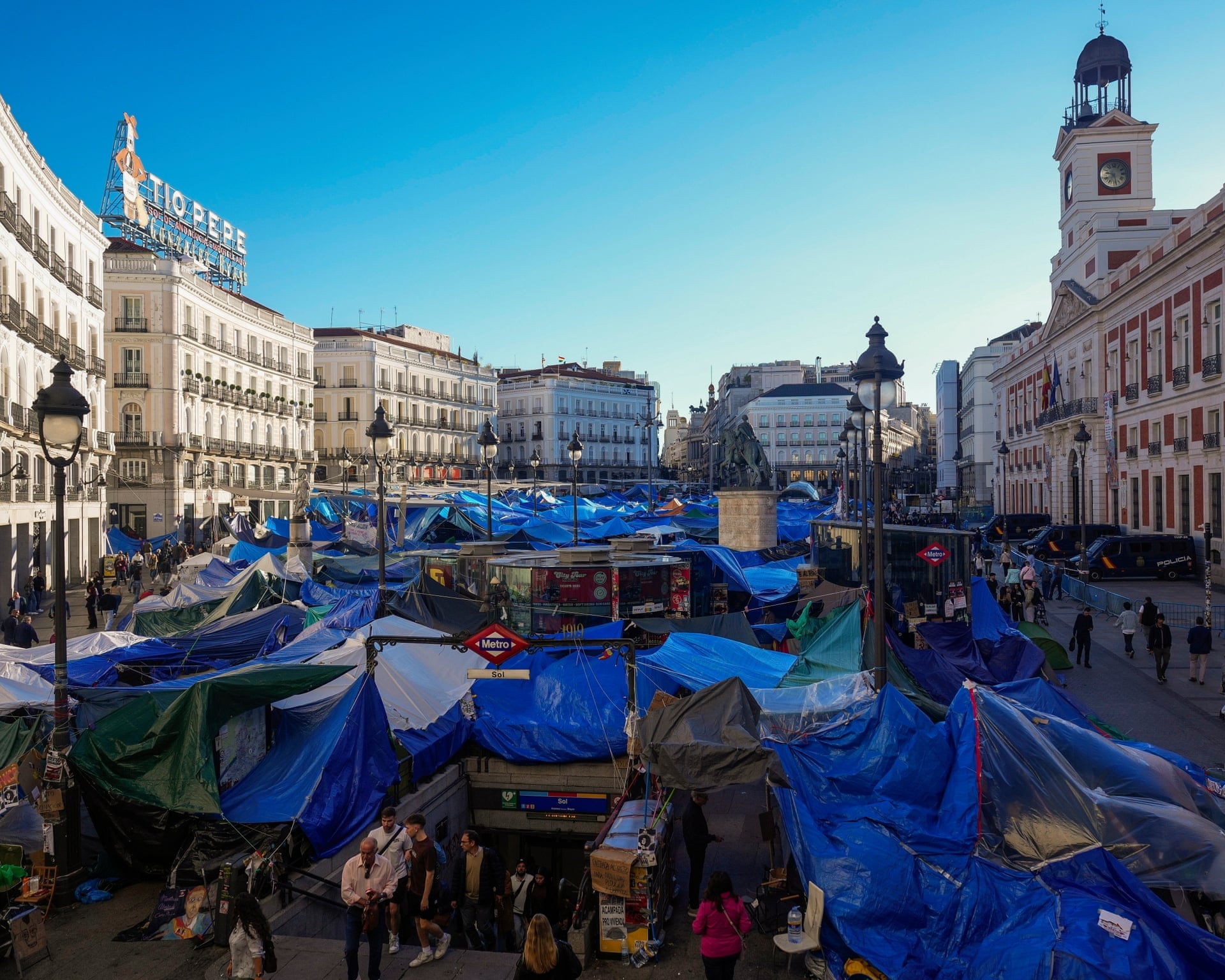 Spanish Prime Minister Pedro Sánchez Calls Snap Election After Eviction Death