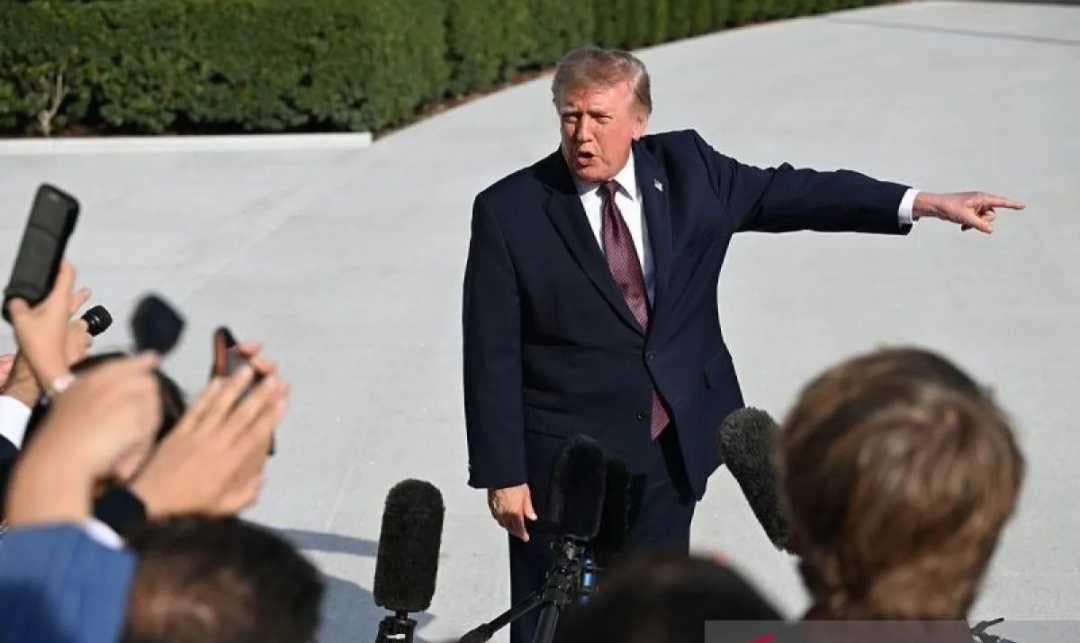 Trump Proposes Renaming Atlantic or Pacific Oceans
