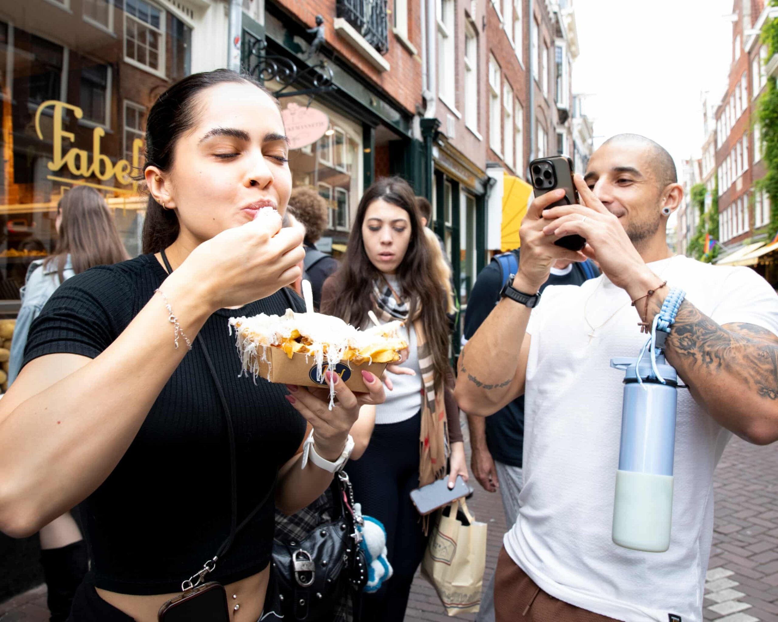 Amsterdam Residents Sue City Over Viral Fabel Friet Chip Shop Licence