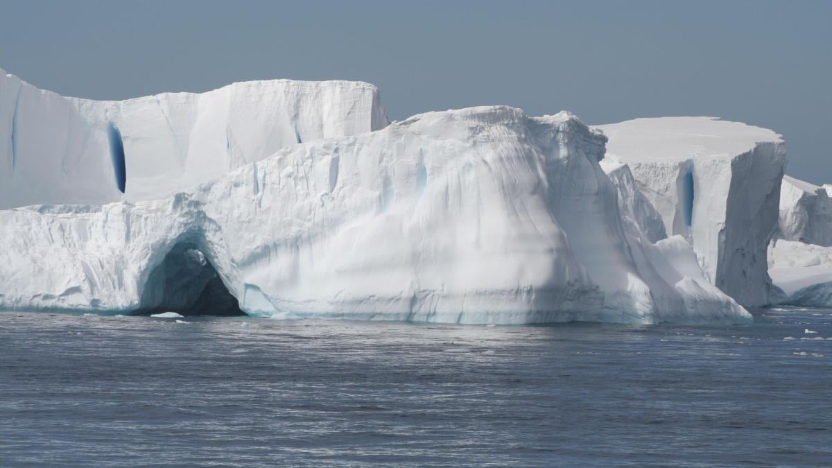 Researchers Warn Wilkes Subglacial Basin Could Raise Sea Levels by 3-4 Meters