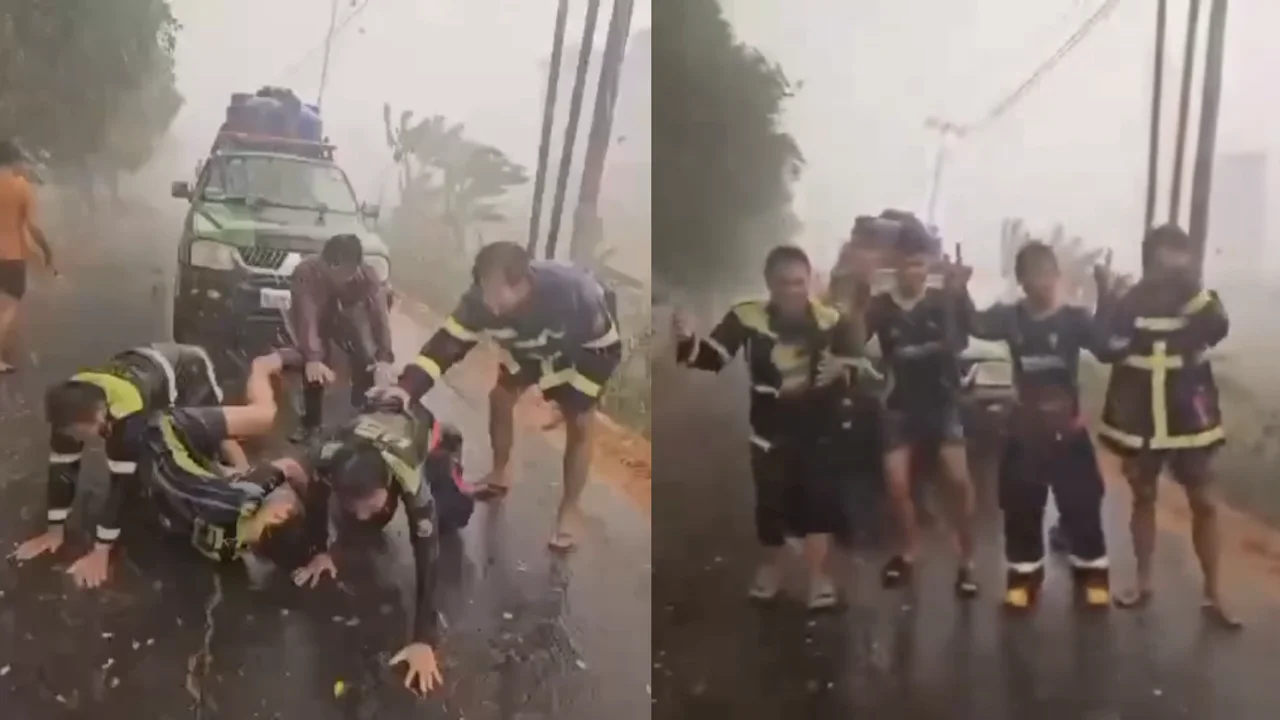 Palangka Raya Firefighters Celebrate Rain After Months of Wildfires