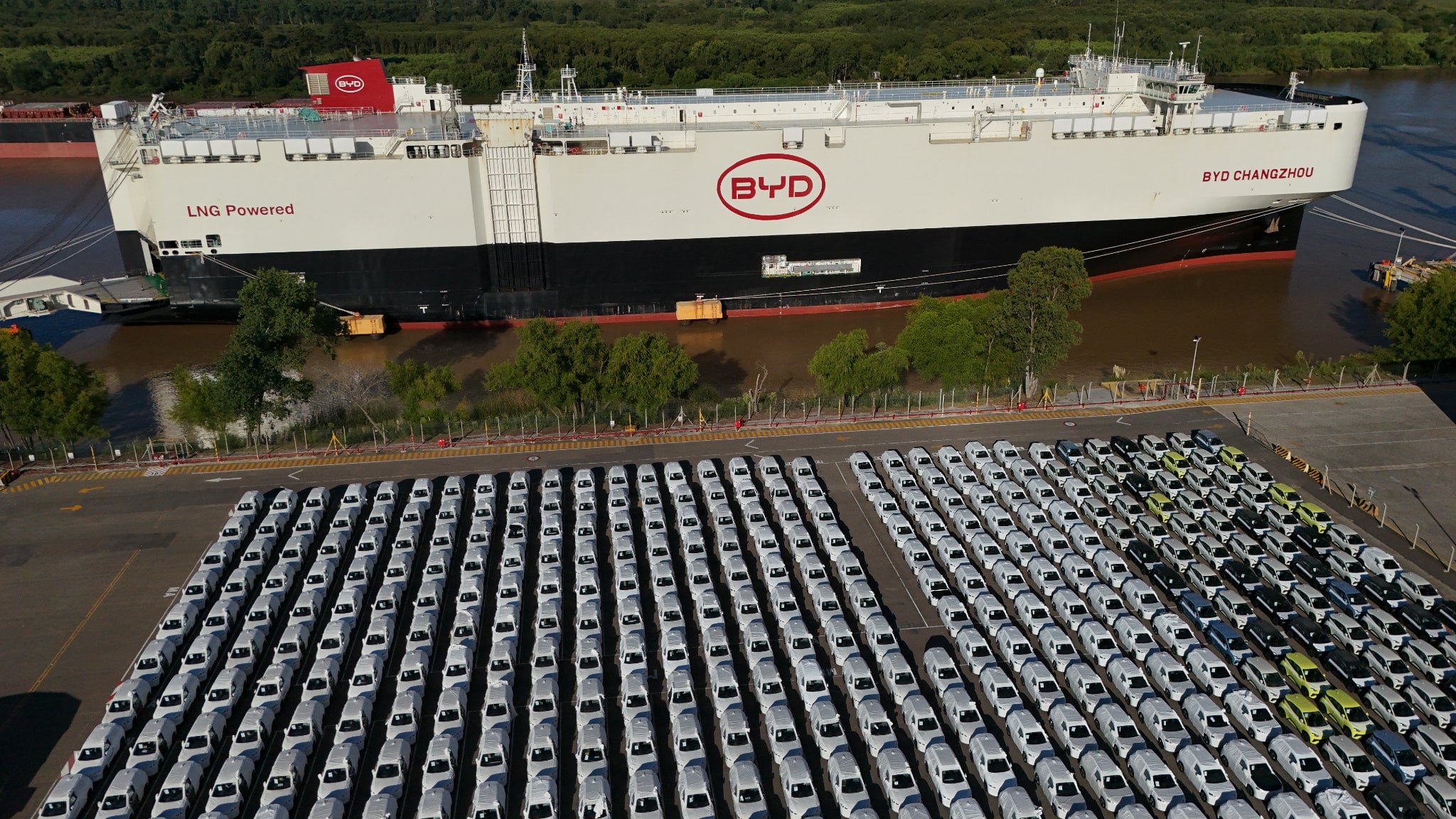 EU and China Reach Preliminary Consensus to Cap Chinese Hybrid Imports
