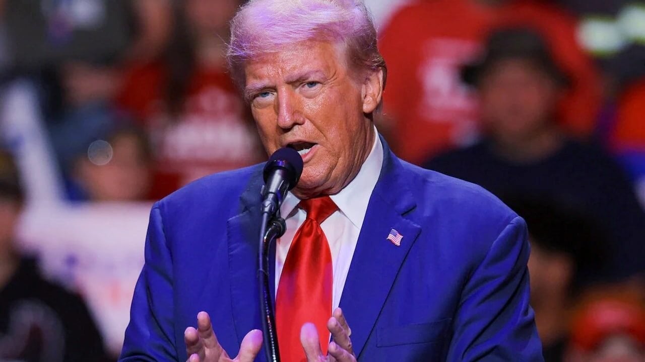 Trump Wants Pulitzer Prize For His Writings At Rally