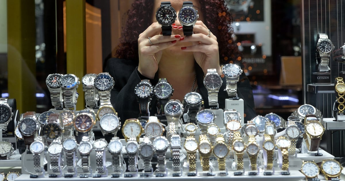 Clocks going back: Yvette Walsh, Assistant Watch Manager at Weir and Sons Grafton Street adjusting the time on one of the
