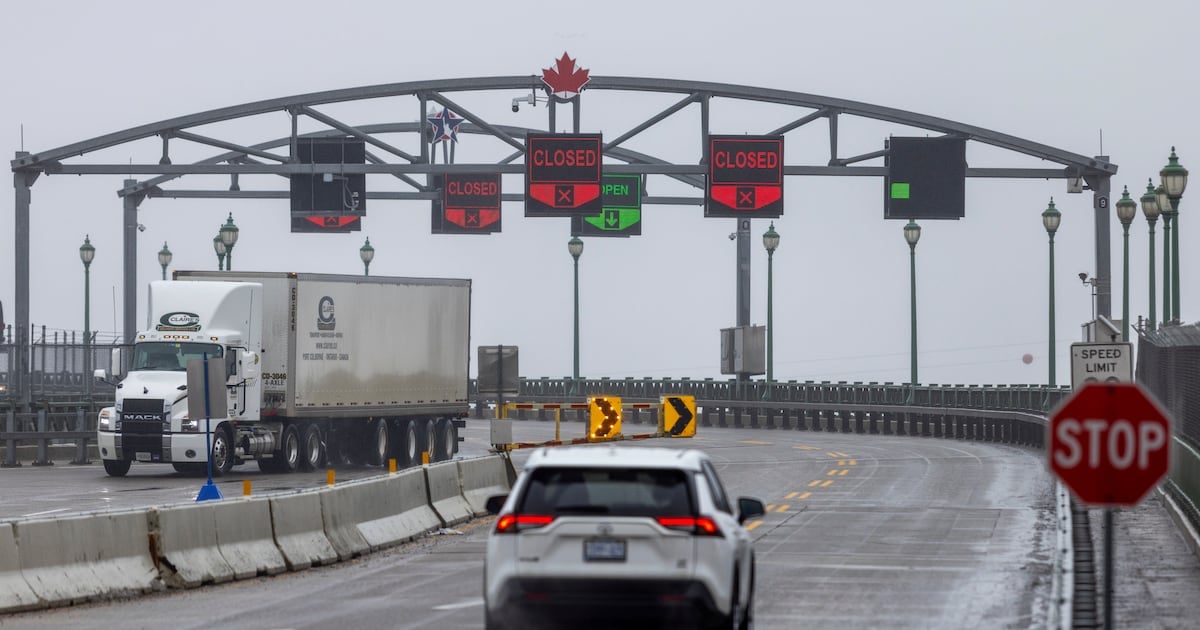 Canadian Cross-Border Travel Rises Despite Mixed Sentiments