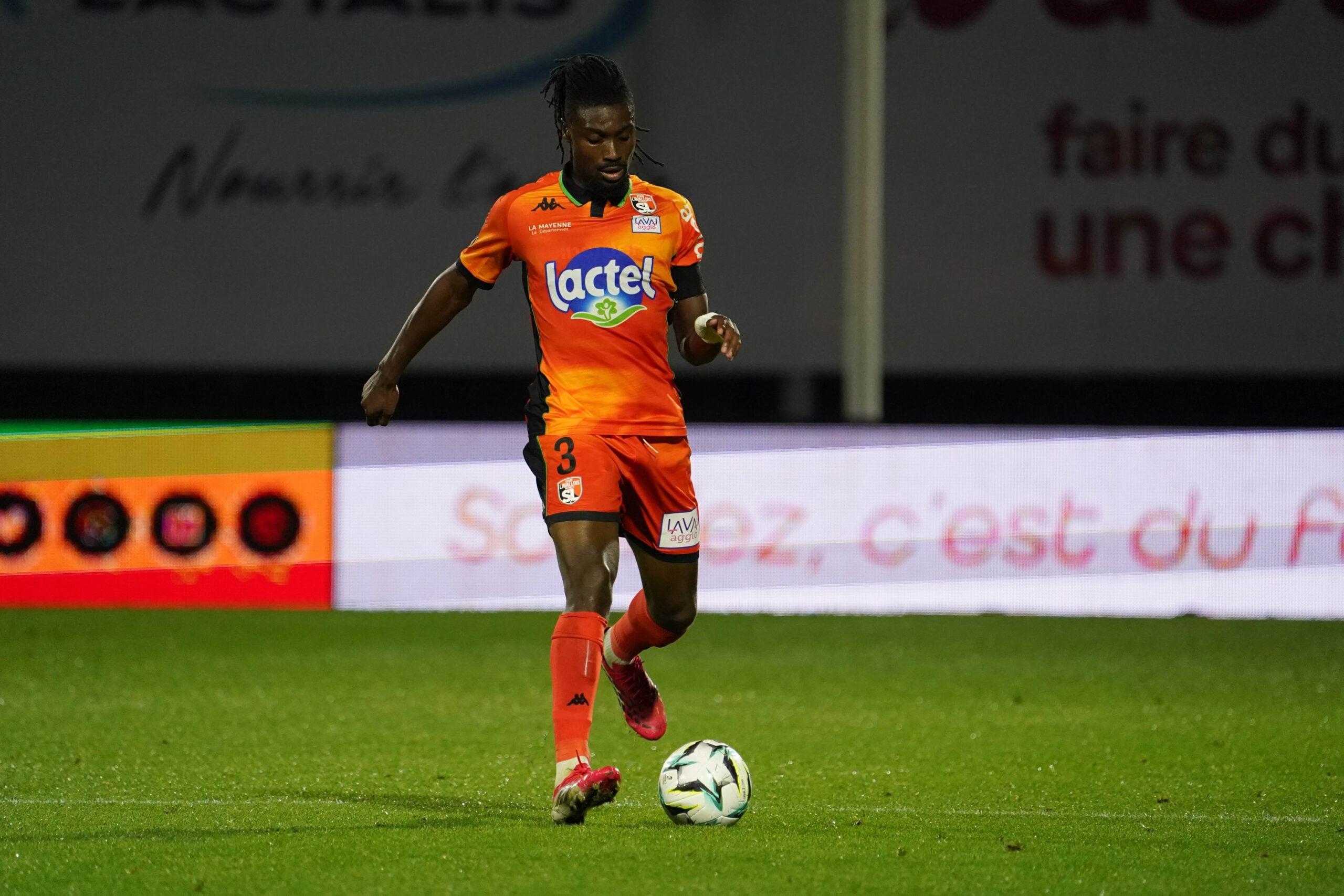 Stade Lavallois Erases Three-Goal Deficit Against Clermont Foot