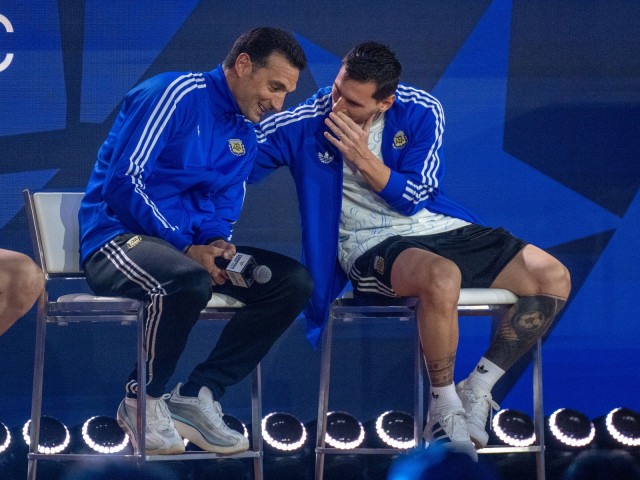 Argentina Names Cristian Cuti Romero Captain as Number 10 Stays Vacant