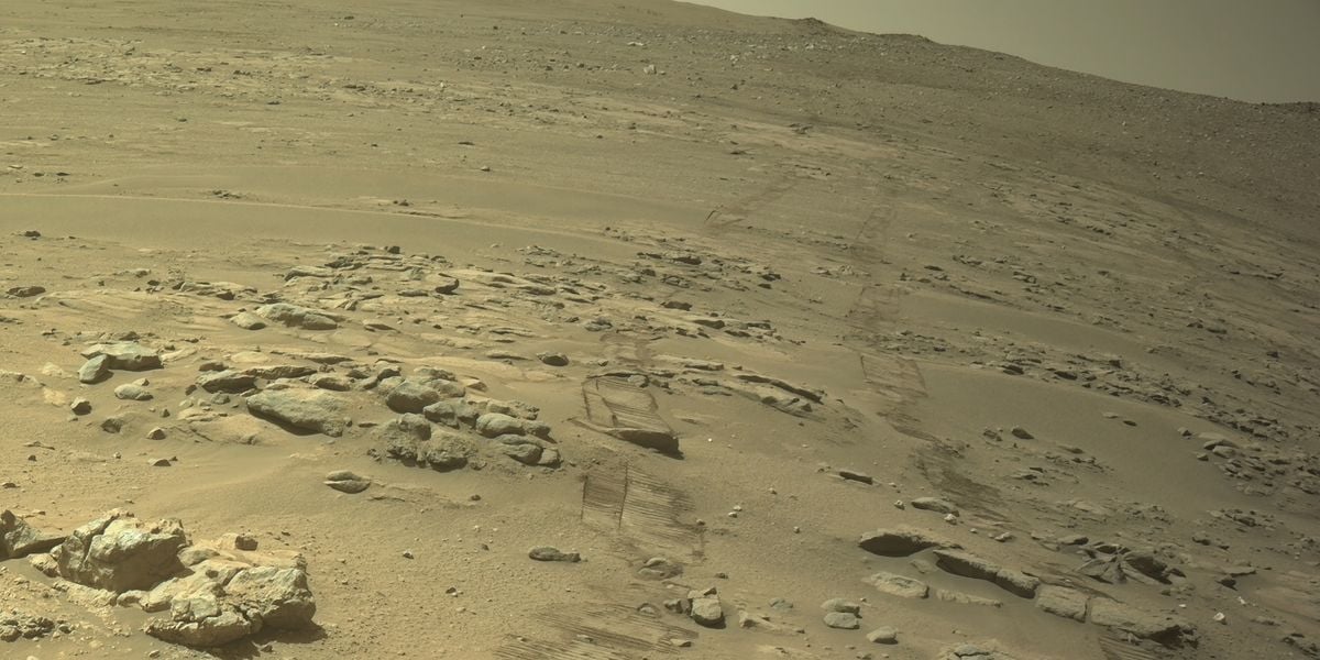 NASA Perseverance Surpasses Off-World Vehicle Distance Record