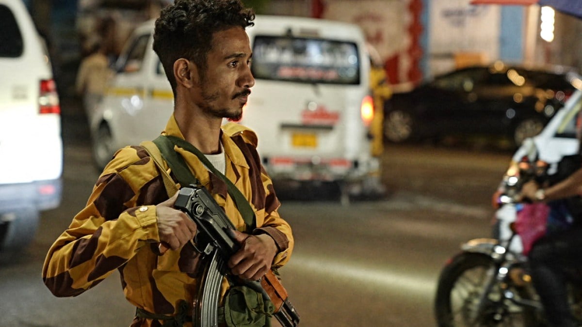 Yemen’s army says targets Houthis in hundreds of strikes, killing 700