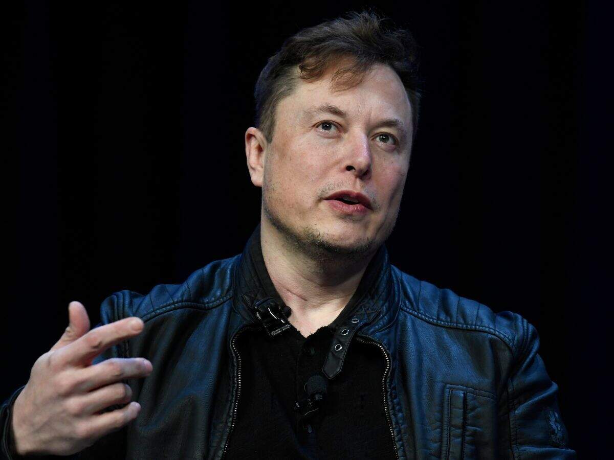 Elon Musk Accuses Indian Oligarchs of Blocking Starlink Entry
