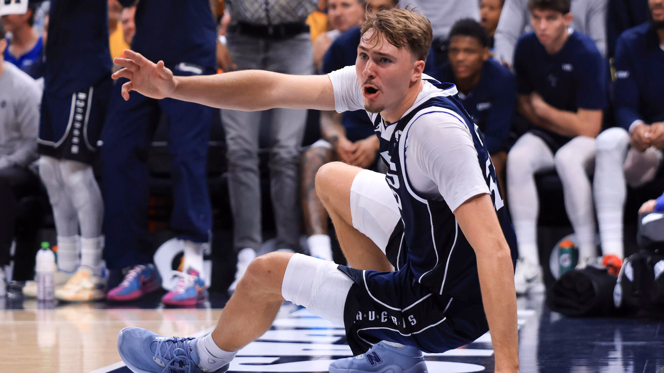 Mavericks' Cooper Flagg forced to exit game after shoulder injury in 1st half