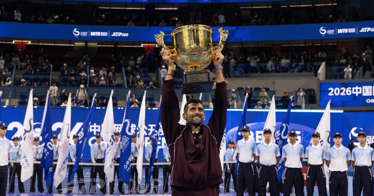 Novak Djokovic Wins 102nd Title as Alex de Minaur Retires in Beijing