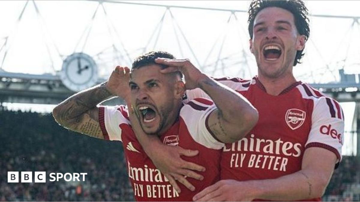 Bruno Guimaraes celebrates scoring his second Arsenal goal with Declan Rice celebrate