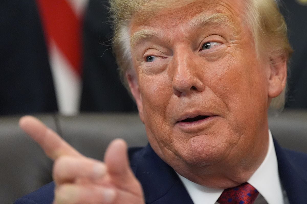 Trump Starts 32-Day Midterm Campaign Blitz With Oklahoma Visit