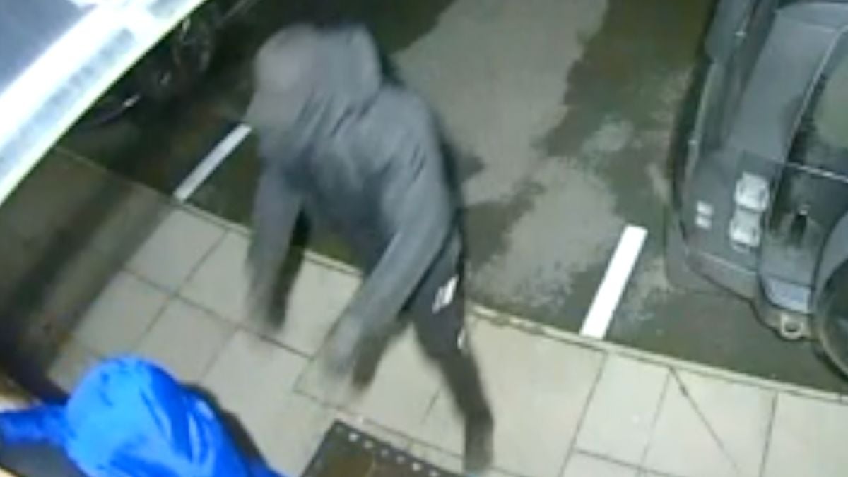 £10,000 Reward Offered After Hammer Attack in Solihull Crypto Robbery