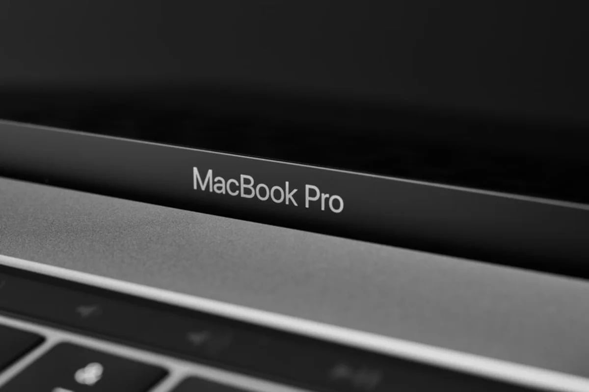 Apple Expected to Reveal Touchscreen MacBook Pros on October 28, 2026