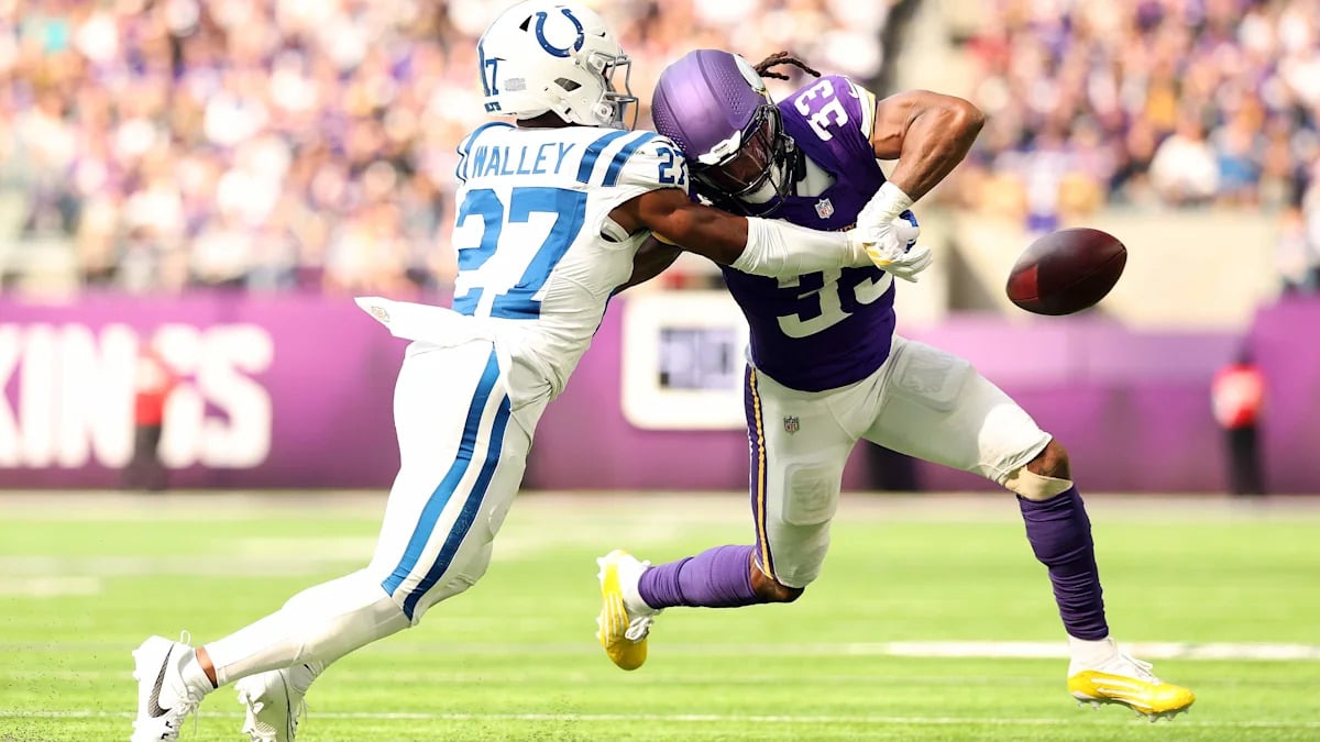 Aaron Jones Avoids Serious Knee Injury, Listed Day-To-Day