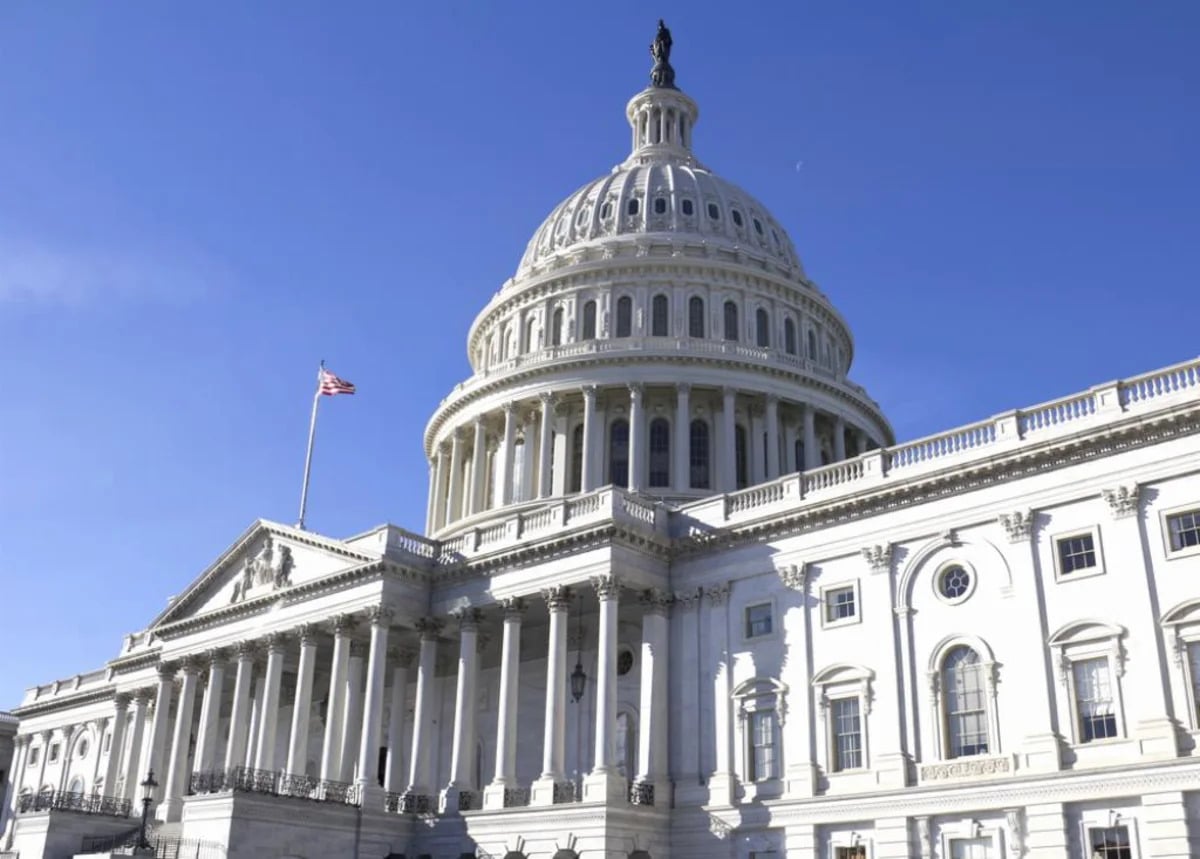 US Stock Market Shows Mixed Reactions After Midterms Historically