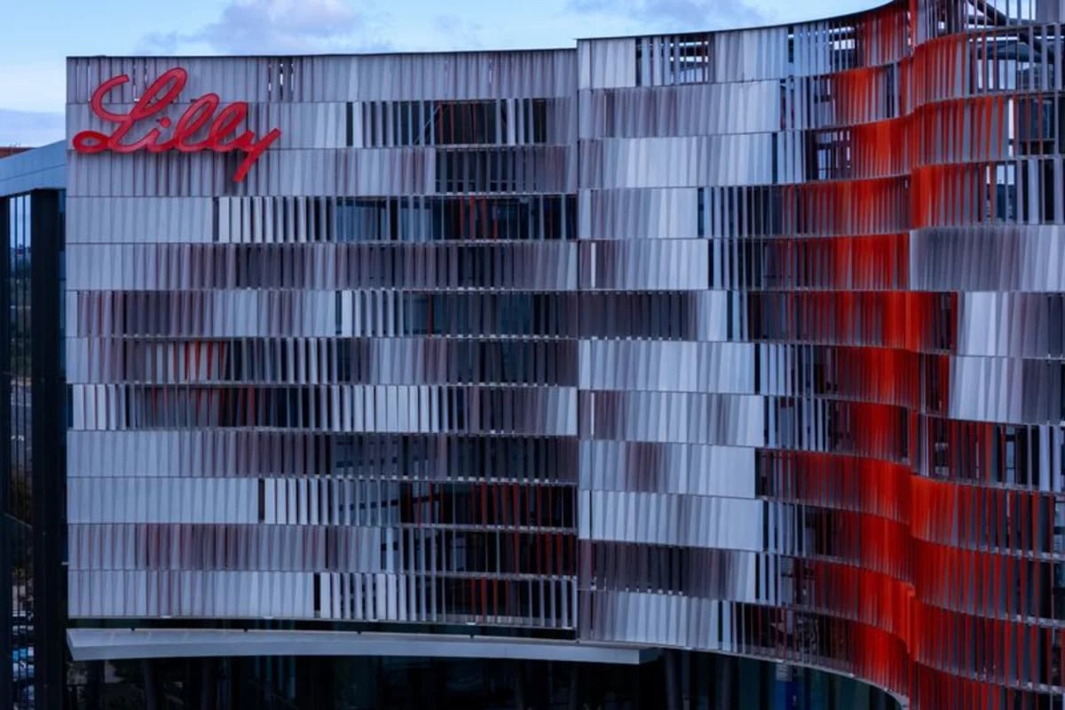 Eli Lilly Raises Sales Outlook After Topping Estimates