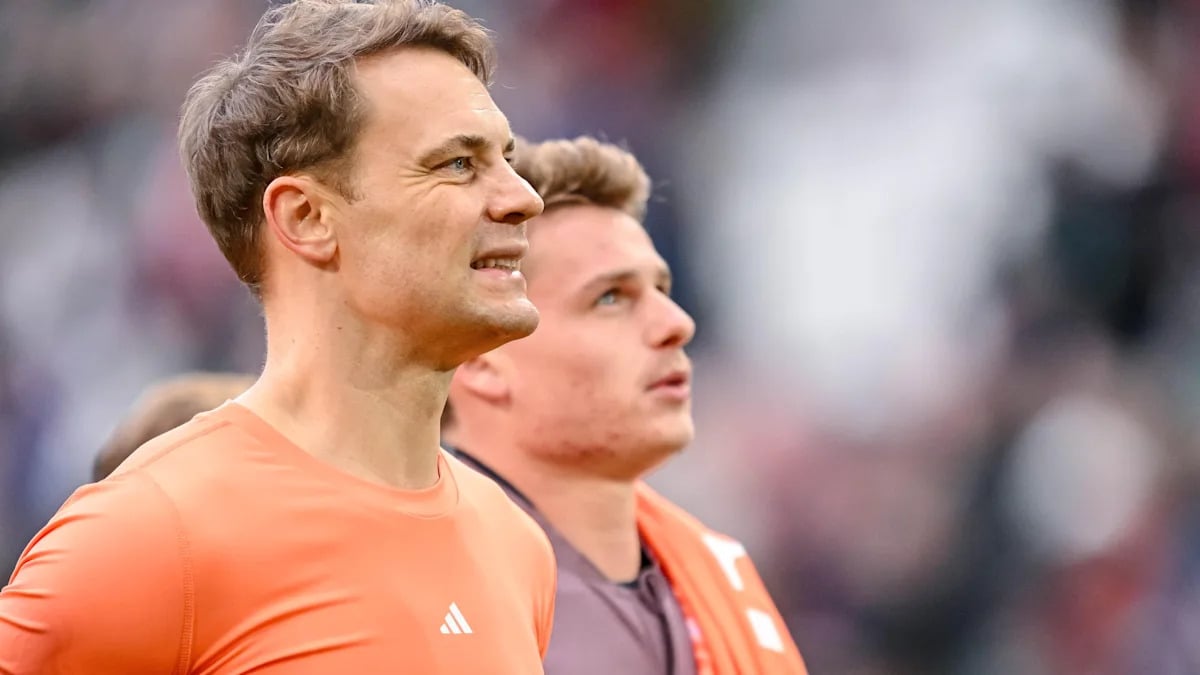 Vincent Kompany Welcomes Goalkeeper Debate Between Neuer and Urbig