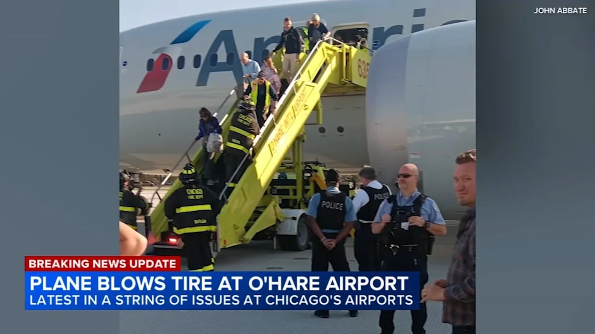American Airlines Flight Blows Two Tires at Chicago O'Hare Airport