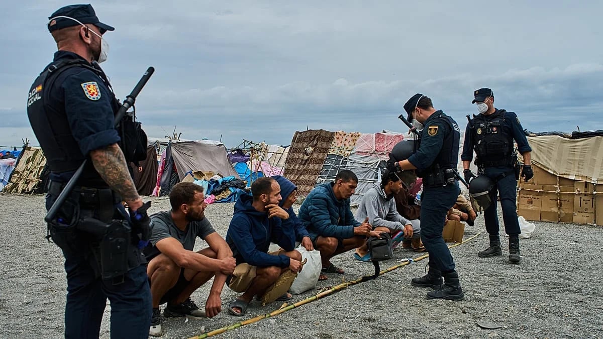 Spanish Security Forces Clear Migrant Camp on Ceuta's El Trampolín Beach