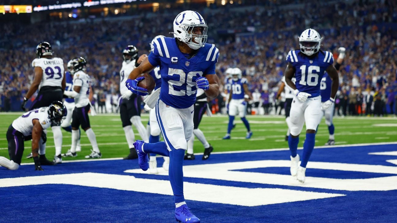Source: Several teams interested in Colts RB Taylor as trade deadline approaches