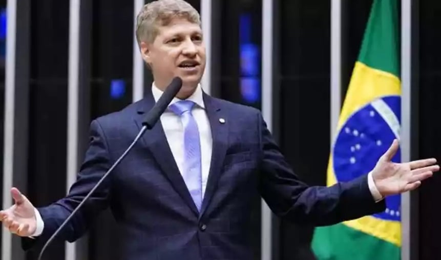Marcel van Hattem to Seek Impeachment of Gilmar Mendes in 2027
