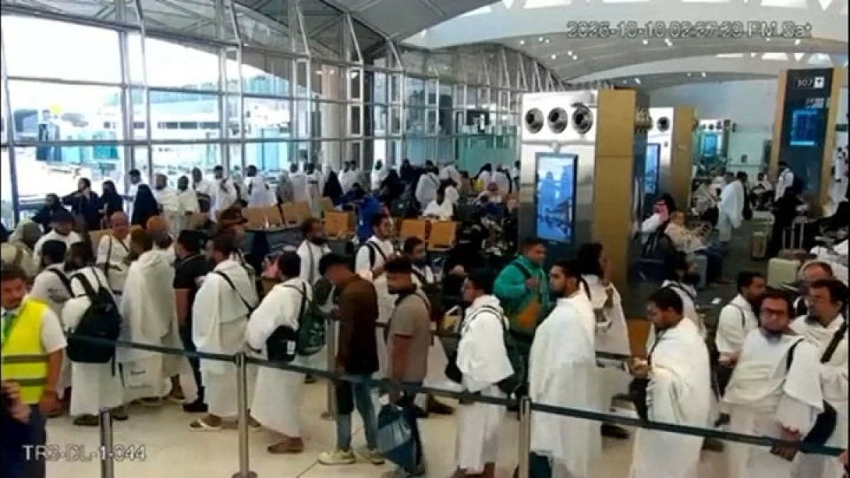 Why are the Houthis striking Saudi airports