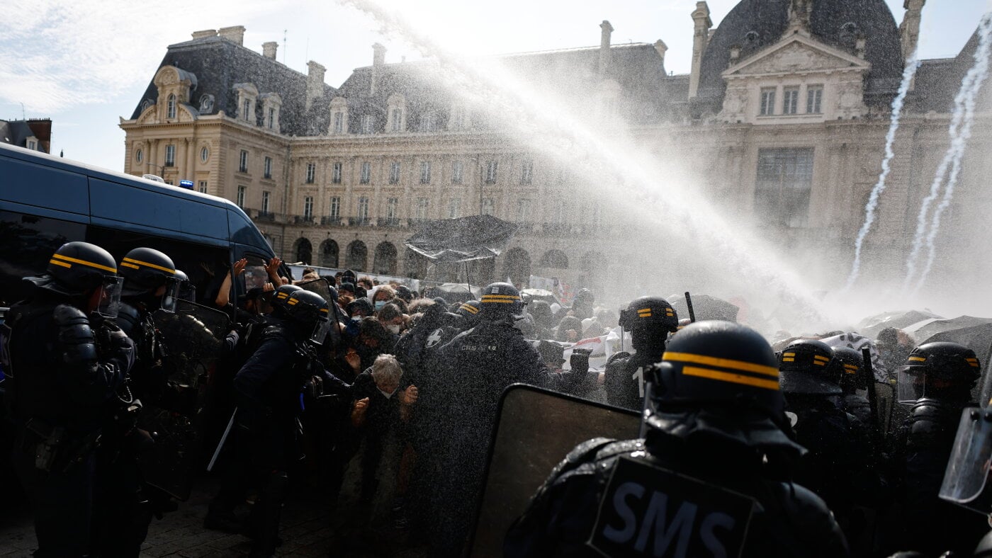 French Police Use Tear Gas and Water Cannons on Student Protesters Across Cities