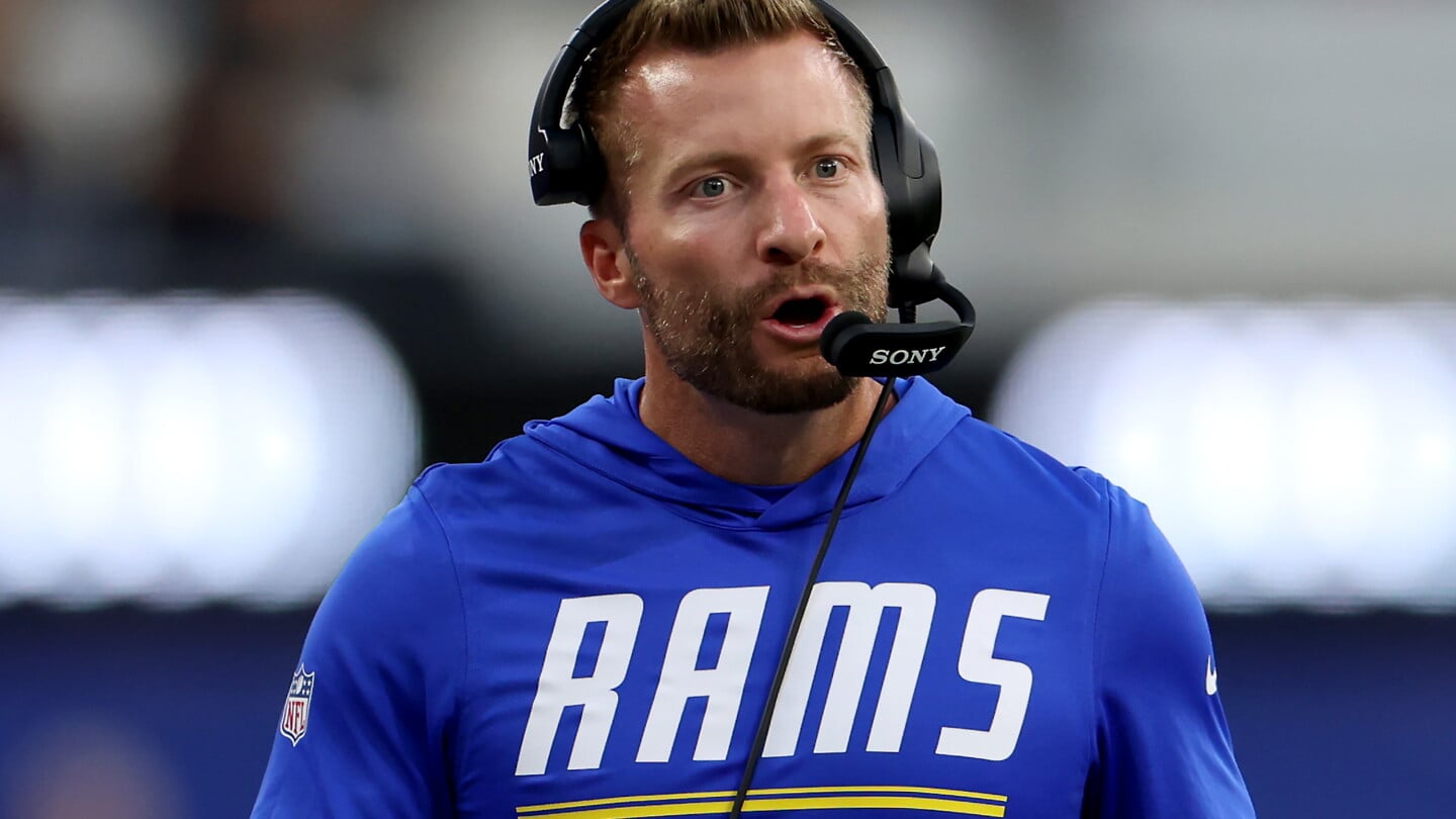 Buffalo Bills v Los Angeles Rams